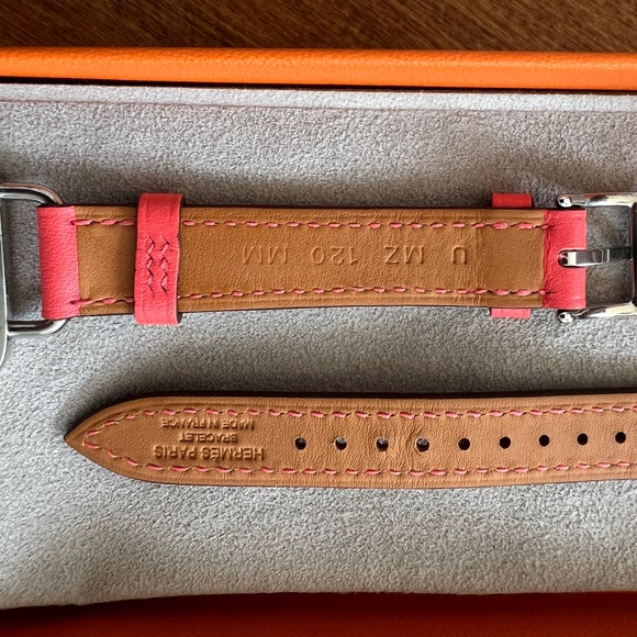 Apple Hermès Band - 41mm Rose Leather Attelage Double Tour - BAND ONLY main image 7